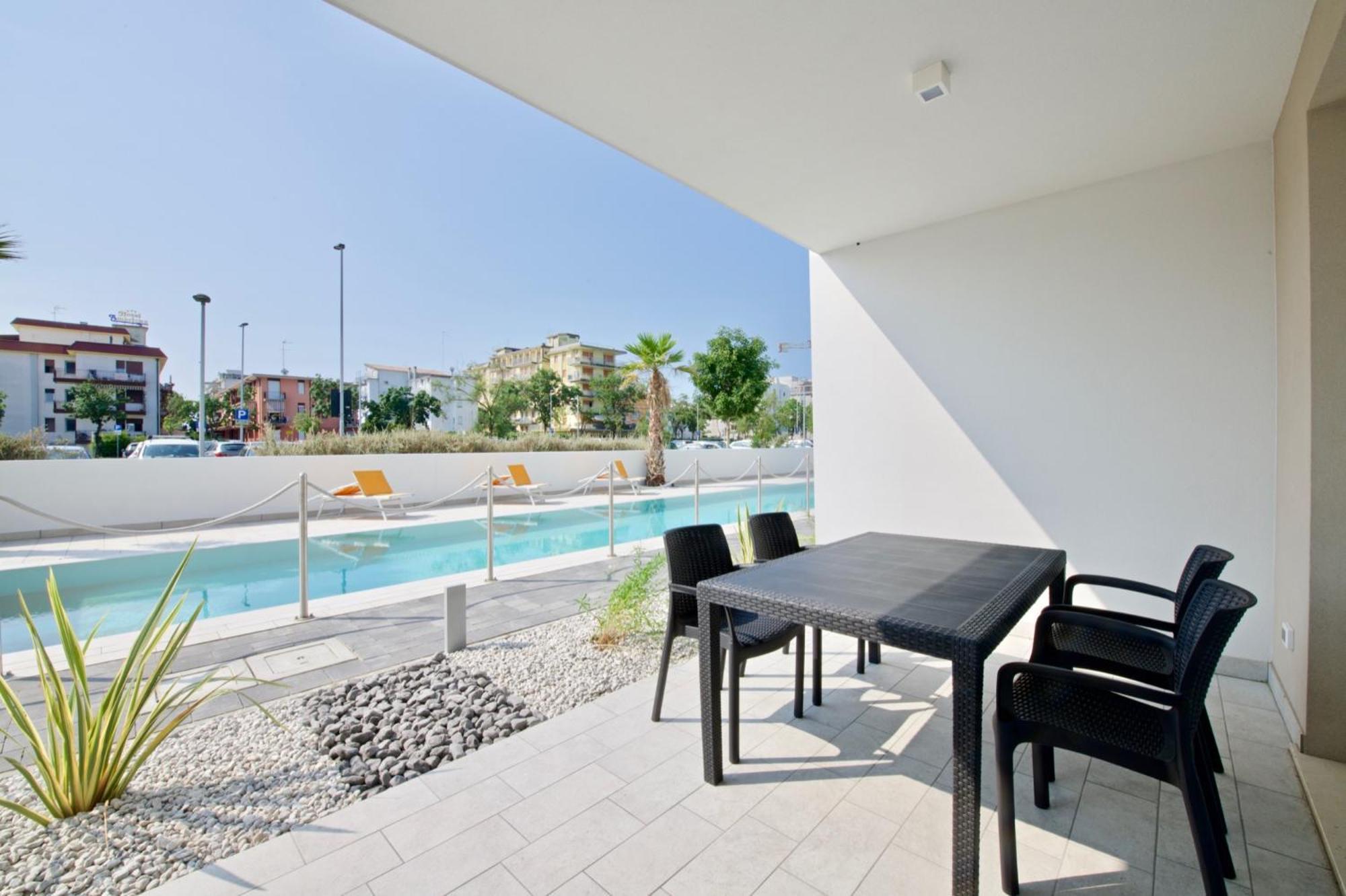 Saint Tropez Apartments Lido di Jesolo Exterior photo