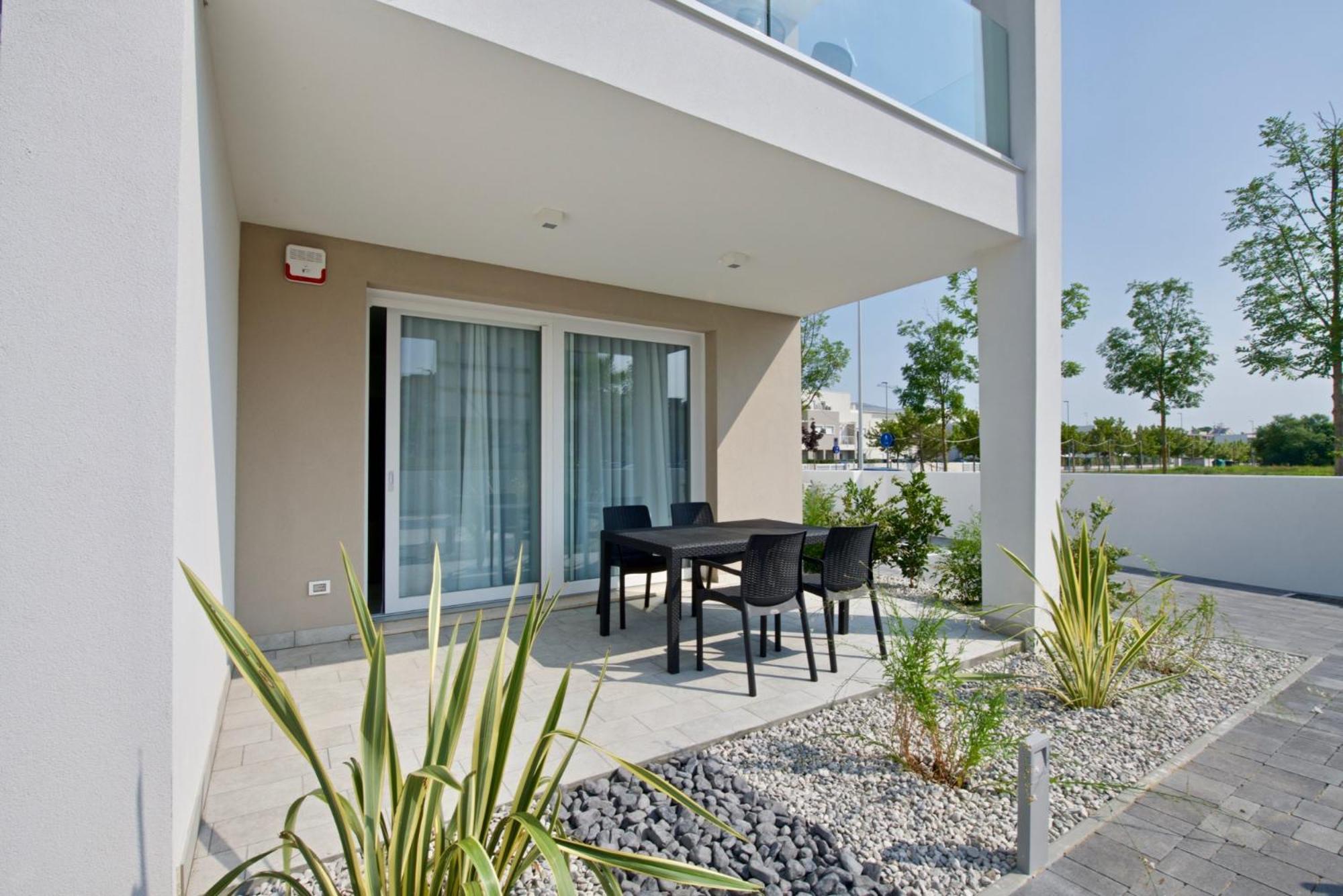 Saint Tropez Apartments Lido di Jesolo Exterior photo